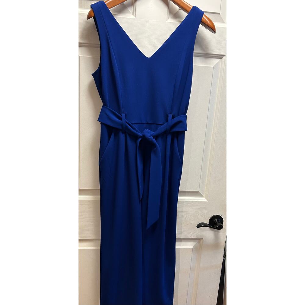 Tahari Tie Waist Crepe Wide Leg Jumpsuit in Vibrant Cobalt, Size 6